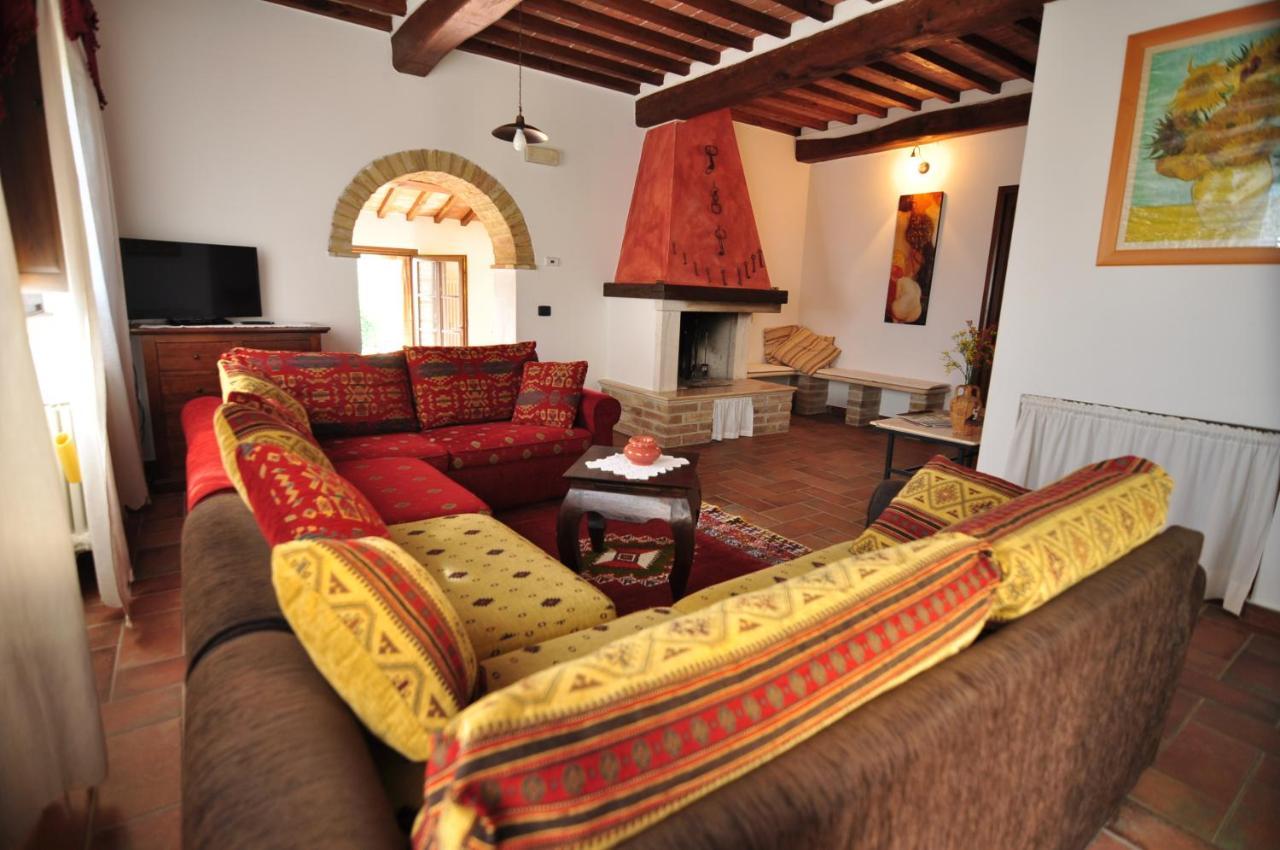 Agriturismo Podere Sertofano Farm stay *